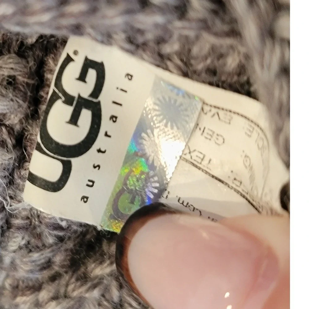 UGG Australia Cardy Grey Knit Tall Button Boots 5819 Womens‎ Size 7
